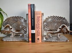 Bookends, mango wood hedgehog design, 18 x 10 x 15cm each