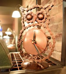 Clock owl shape, recycled bike parts 19x13cm