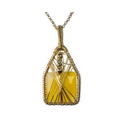 Agate pendant square, gold colour chain