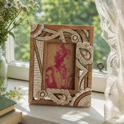 Photo Picture Frame Hand Carved Wood Cutout 4x6 inch Photo