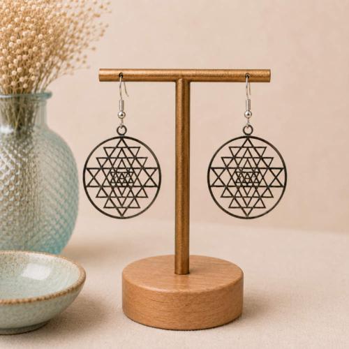 Earrings Triangles Pattern