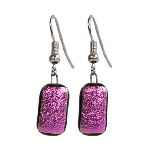 Earrings, glass ‘Majen Aros Dichroic’ short dangle pink 1.3 x 0.7cms