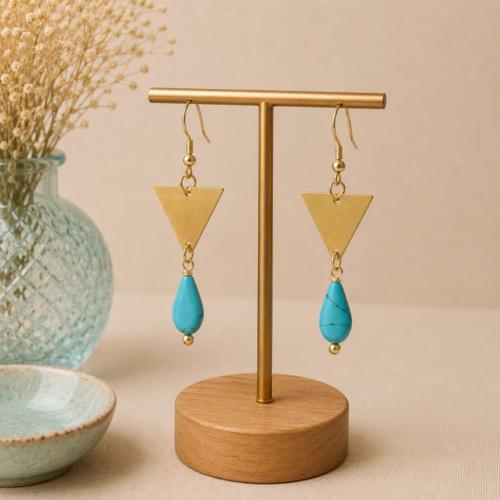 Earrings triangle with turquoise bead