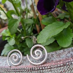 Ear studs, spiral