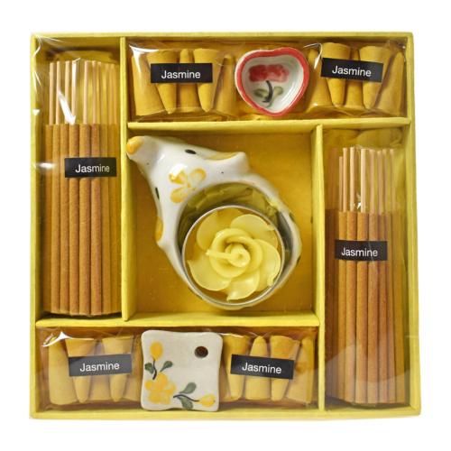 Jasmine incense and candle gift set with elephant shaped t-light, 15x15 cm