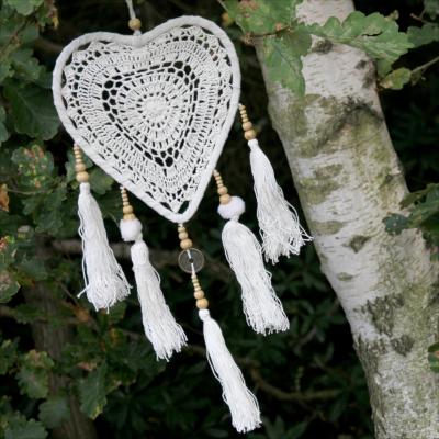 Dreamcatcher crochet heart 22cm