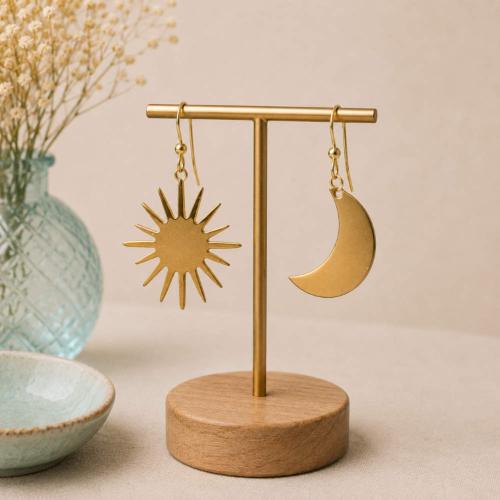 Earrings Sun Moon (1 of each) gold colour