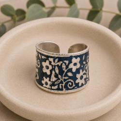 Ring Adjustable, Embossed Floral Design