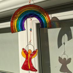 Suncatcher angel under rainbow 16x20cm