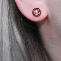 Ear studs, glass ‘Pandora’ round orange 1cm diameter