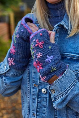Hampton Court Handwarmers