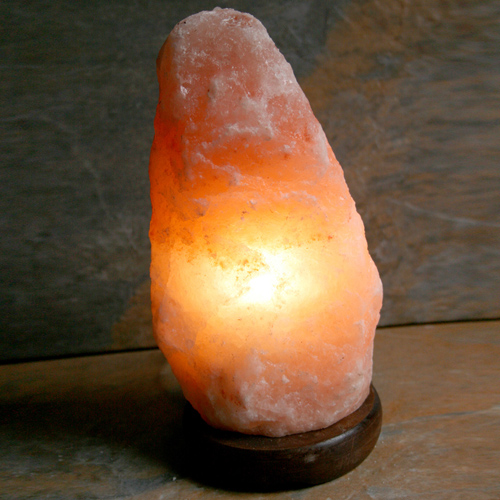 Himalayan salt lamp 1.5-2kg approx 18x10cm **