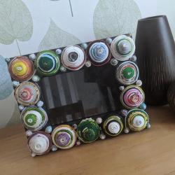 Photo frame, coiled circles of recycled paper, up to 5x3.5inch photo