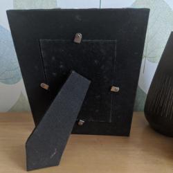 Photo frame, coiled circles of recycled paper, up to 5x3.5inch photo