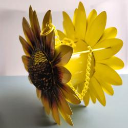 Sunflower birdfeeder metal 24 x 24 x 16xm