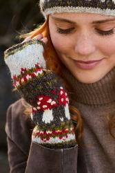 Toadstool Handwarmer