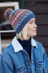 Clifden Bobble Beanie (Fine Knit)