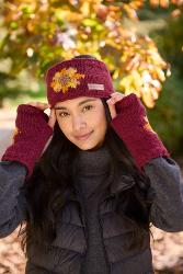 Sunflower Handwarmer Burgundy