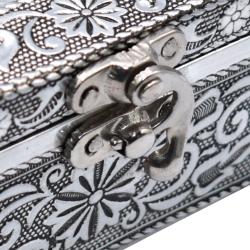 Jewellery/trinket box, aluminium elephant design, 10x6x10cm
