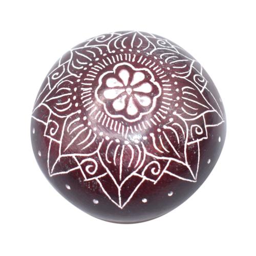 Pebble / paperweight, palewa stone, lotus brown 6.5cm