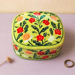 Trinket Box Papier Mâché Snails and Flowers 5.5 x 4.5cm