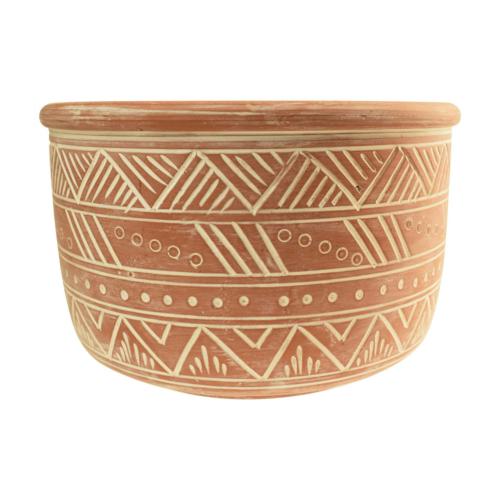 Terracotta planter with 3 small feet, 14.5cm diameter